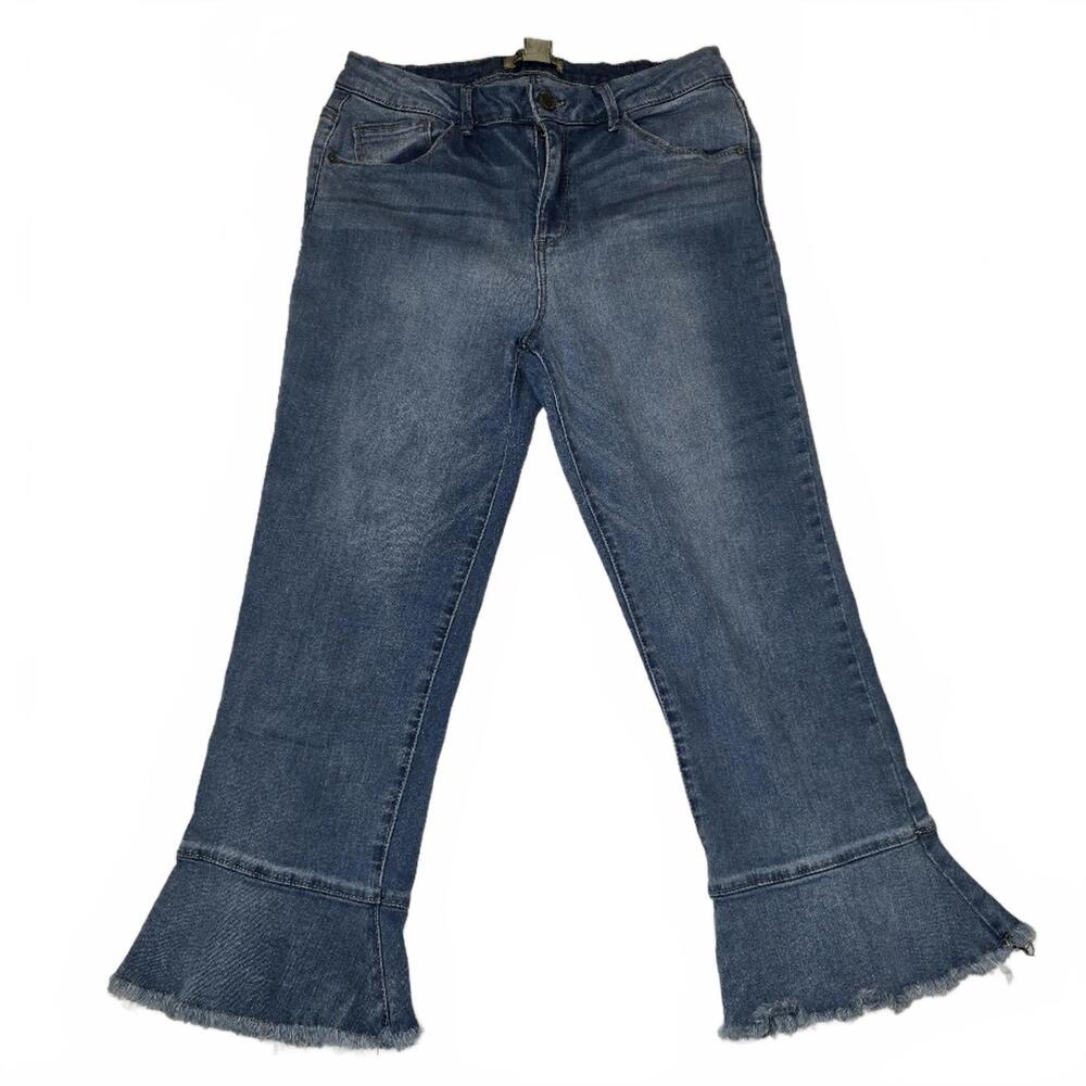 Democracy “Ab”solution Kick Flare Jeans – Size 10
